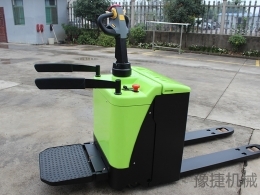 星空网页版登录入口,星空（中国）
机械提醒：电瓶搬运车的日常维护